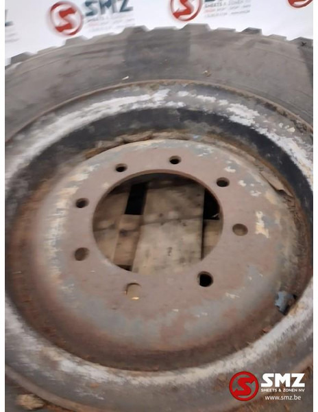 Michelin Occ vrachtwagenband Michelin 12.00R20 - Gumiabroncs - Teherautó: 2 kép. Michelin Occ vrachtwagenband Michelin 12.00R20 - Gumiabroncs - Teherautó: 2 kép.