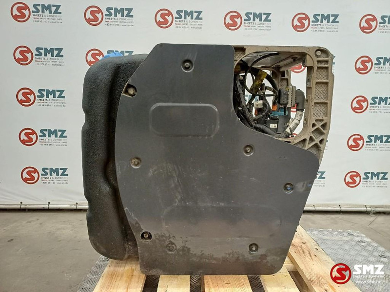 Renault Occ AdBluetank + AdBluepomp Renault - Üzemanyagrendszer - Teherautó: 3 kép. Renault Occ AdBluetank + AdBluepomp Renault - Üzemanyagrendszer - Teherautó: 3 kép.