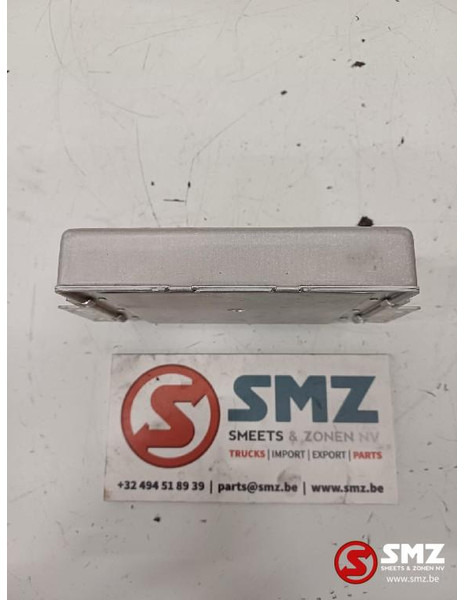 Renault Occ ECU EBS regeleenheid Renault - ECU - Teherautó: 3 kép. Renault Occ ECU EBS regeleenheid Renault - ECU - Teherautó: 3 kép.