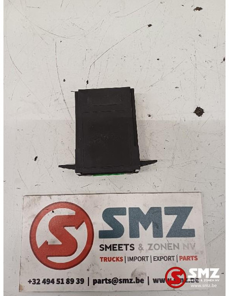 Renault Occ ECU versnellingskiezer regeleenheid Renault - ECU - Teherautó: 1 kép. Renault Occ ECU versnellingskiezer regeleenheid Renault - ECU - Teherautó: 1 kép.