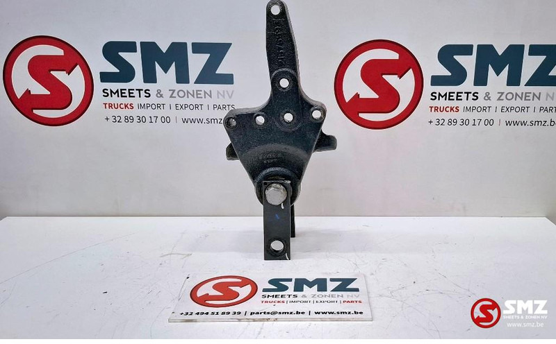 Renault Occ bladveerbeugel vooras links Renault - Keret/ Alváz - Teherautó: 3 kép. Renault Occ bladveerbeugel vooras links Renault - Keret/ Alváz - Teherautó: 3 kép.