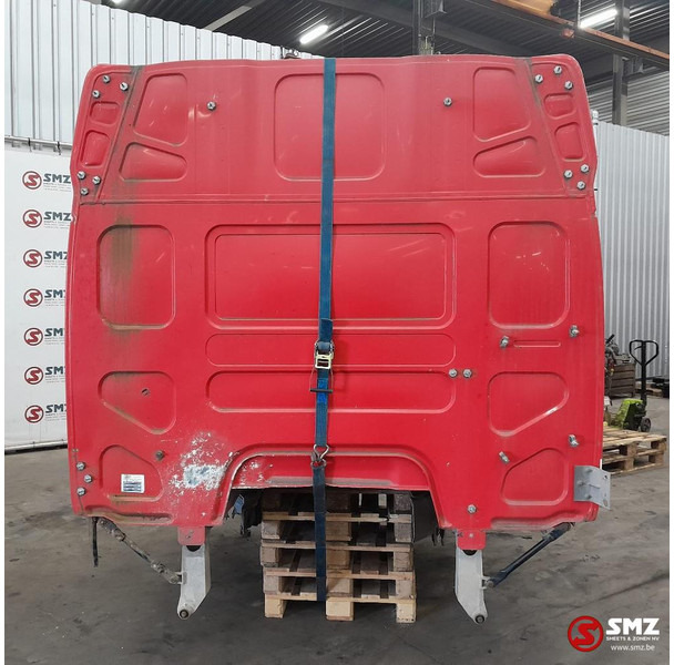 Renault Occ cabine Renault - Fülke és belső tér - Teherautó: 2 kép. Renault Occ cabine Renault - Fülke és belső tér - Teherautó: 2 kép.