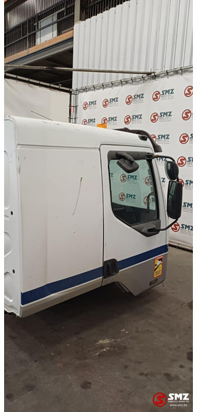 Renault Occ cabine Renault Premium - Fülke és belső tér - Teherautó: 5 kép. Renault Occ cabine Renault Premium - Fülke és belső tér - Teherautó: 5 kép.