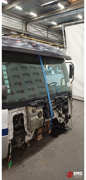 Renault Occ cabine Renault Premium - Fülke és belső tér - Teherautó: 2 kép. Renault Occ cabine Renault Premium - Fülke és belső tér - Teherautó: 2 kép.