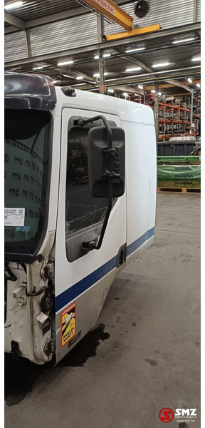 Renault Occ cabine Renault Premium - Fülke és belső tér - Teherautó: 4 kép. Renault Occ cabine Renault Premium - Fülke és belső tér - Teherautó: 4 kép.