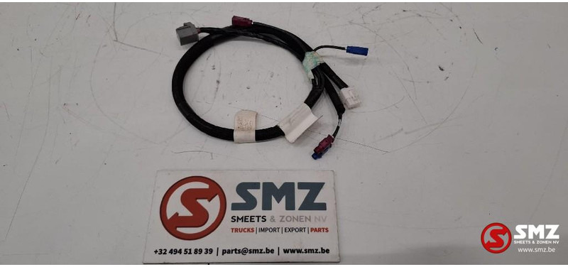 Renault Occ kabelboom tollcollect Renault - Kábel/ Kábelkorbácso - Teherautó: 2 kép. Renault Occ kabelboom tollcollect Renault - Kábel/ Kábelkorbácso - Teherautó: 2 kép.