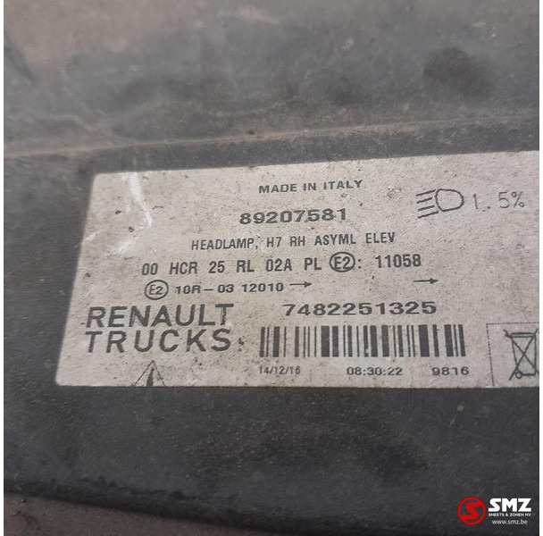 Renault Occ koplamp rechts RHD Renault - Fényszóró - Teherautó: 3 kép. Renault Occ koplamp rechts RHD Renault - Fényszóró - Teherautó: 3 kép.