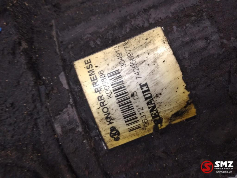 Renault Occ koppelingscilinder Renault DXI Euro5 - Kuplung és alkatrészek - Teherautó: 4 kép. Renault Occ koppelingscilinder Renault DXI Euro5 - Kuplung és alkatrészek - Teherautó: 4 kép.