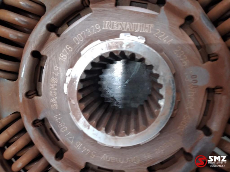 Renault Occ koppelingsset Renault - Kuplung és alkatrészek - Teherautó: 3 kép. Renault Occ koppelingsset Renault - Kuplung és alkatrészek - Teherautó: 3 kép.