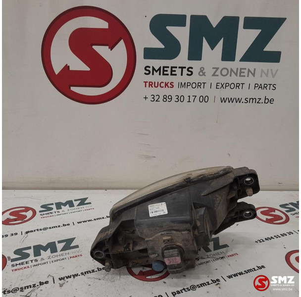 Renault Occ mistlicht links Renault - Ködlámpa - Teherautó: 2 kép. Renault Occ mistlicht links Renault - Ködlámpa - Teherautó: 2 kép.