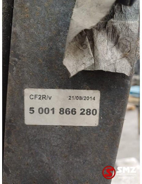 Renault Occ radiator Renault - Radiátor - Teherautó: 4 kép. Renault Occ radiator Renault - Radiátor - Teherautó: 4 kép.