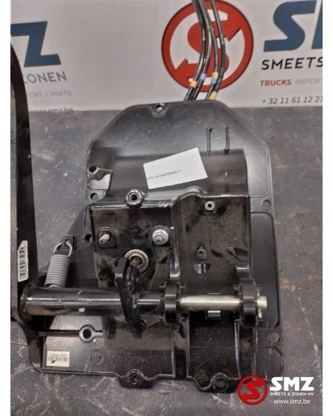 Renault Occ rempedaal renault t 7482436478 - Pedál - Teherautó: 2 kép. Renault Occ rempedaal renault t 7482436478 - Pedál - Teherautó: 2 kép.