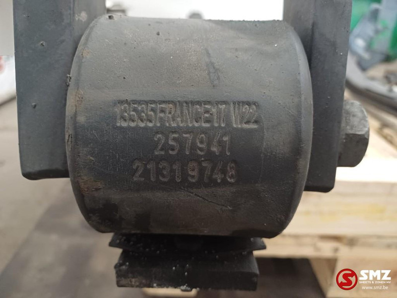 Renault Occ voorste bladveer Renault - Acélrugó - Teherautó: 5 kép. Renault Occ voorste bladveer Renault - Acélrugó - Teherautó: 5 kép.