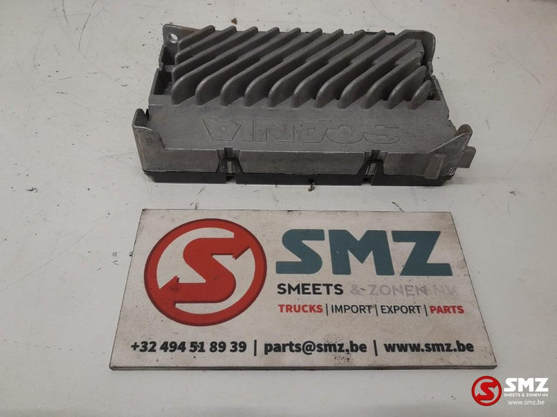 Scania Occ ECU CUV E32 regeleenheid Scania - ECU - Teherautó: 2 kép. Scania Occ ECU CUV E32 regeleenheid Scania - ECU - Teherautó: 2 kép.