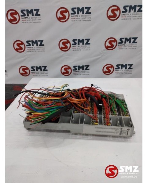 Scania Occ Zekeringskast Scania R - Biztosíték - Teherautó: 2 kép. Scania Occ Zekeringskast Scania R - Biztosíték - Teherautó: 2 kép.