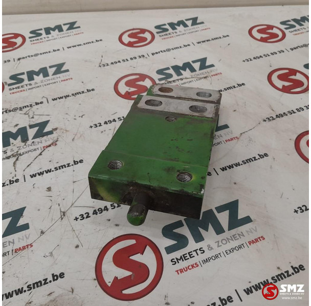 Scania Occ cabineophanging vooraan Scania - Fülke és belső tér - Teherautó: 4 kép. Scania Occ cabineophanging vooraan Scania - Fülke és belső tér - Teherautó: 4 kép.