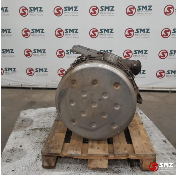 Scania Occ katalysator + NOX sensor Euro 5 Scania - Katalizátor - Teherautó: 3 kép. Scania Occ katalysator + NOX sensor Euro 5 Scania - Katalizátor - Teherautó: 3 kép.