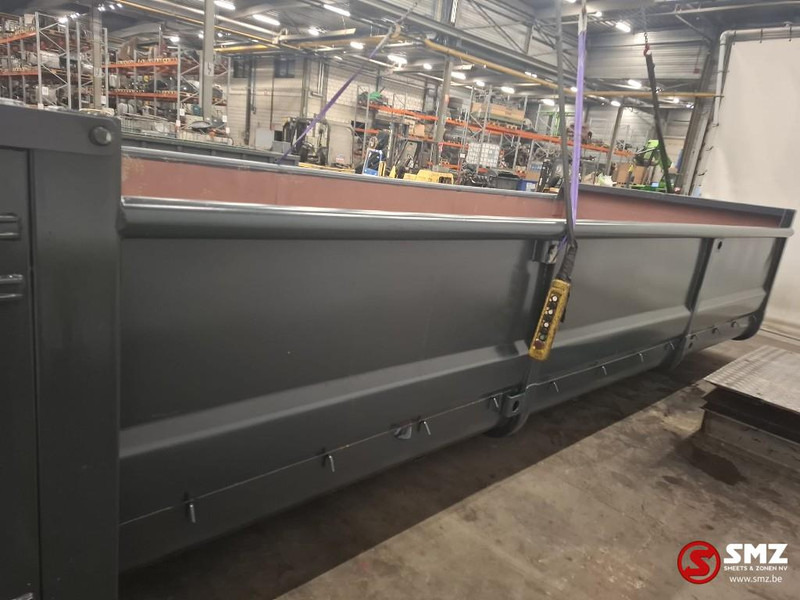 Smz Afzetcontainer SMZ 15m³ - 6000x2300x1100mm 4/3mm - Emelőhorgos/ Konténerszállító rendszer: 4 kép. Smz Afzetcontainer SMZ 15m³ - 6000x2300x1100mm 4/3mm - Emelőhorgos/ Konténerszállító rendszer: 4 kép.