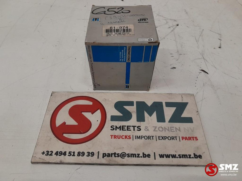 THERMOKING Thermostaat Thermoking - Hűtőrendszer - Teherautó: 4 kép. THERMOKING Thermostaat Thermoking - Hűtőrendszer - Teherautó: 4 kép.