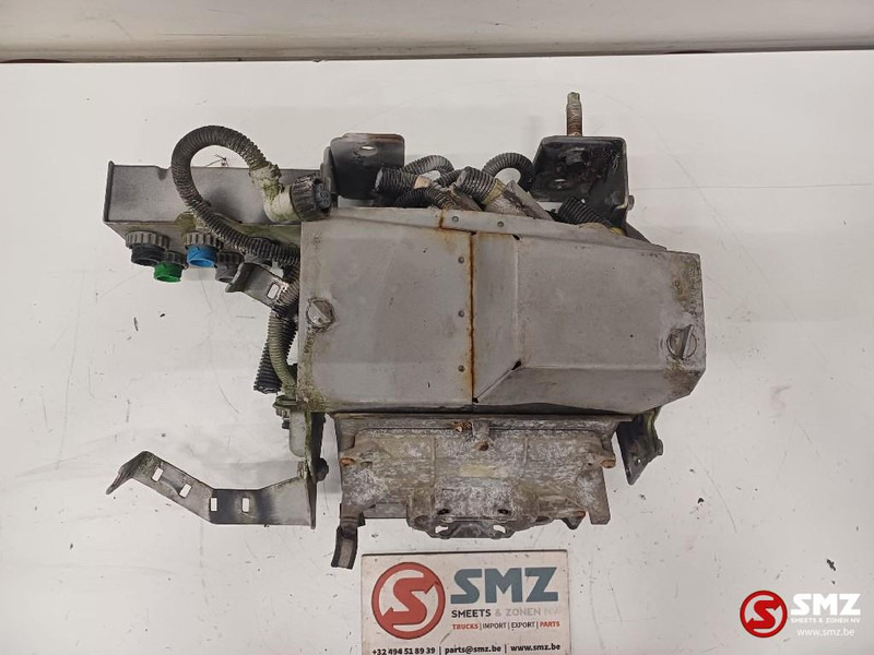 Volvo Occ AdBluepomp Volvo - Üzemanyagrendszer - Teherautó: 3 kép. Volvo Occ AdBluepomp Volvo - Üzemanyagrendszer - Teherautó: 3 kép.