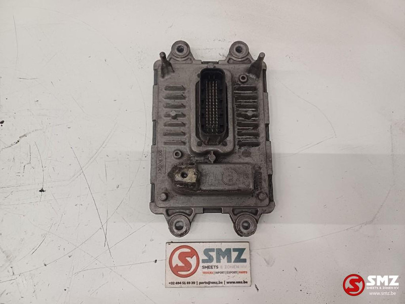 Volvo Occ ECU AdBlue regeleenheid Volvo - ECU - Teherautó: 1 kép. Volvo Occ ECU AdBlue regeleenheid Volvo - ECU - Teherautó: 1 kép.