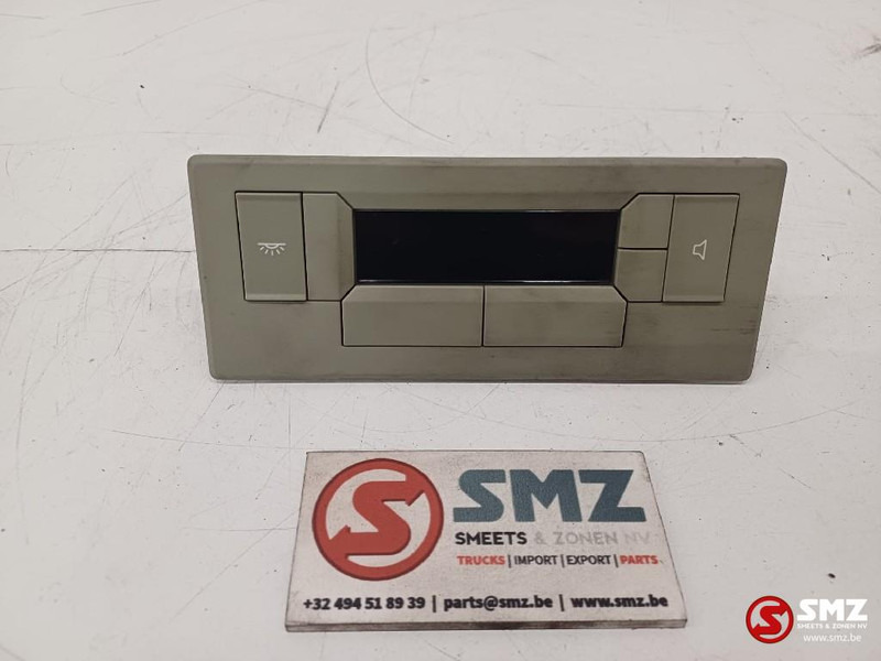 Volvo Occ ECU bedieningspaneel Webasto Volvo - ECU - Teherautó: 1 kép. Volvo Occ ECU bedieningspaneel Webasto Volvo - ECU - Teherautó: 1 kép.