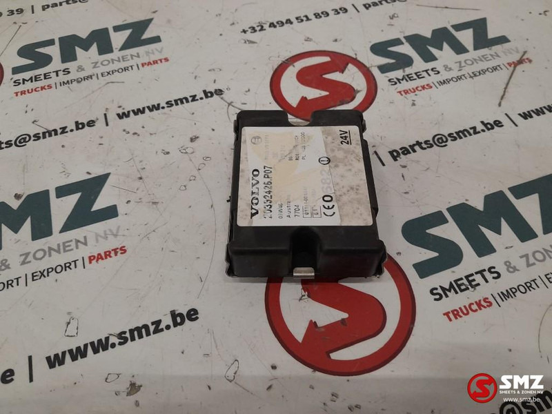 Volvo Occ ECU immobilizer regeleenheid Volvo - ECU - Teherautó: 3 kép. Volvo Occ ECU immobilizer regeleenheid Volvo - ECU - Teherautó: 3 kép.