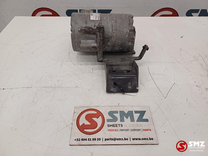 Volvo Occ airco compressor Volvo - Motor és alkatrészek - Teherautó: 4 kép. Volvo Occ airco compressor Volvo - Motor és alkatrészek - Teherautó: 4 kép.