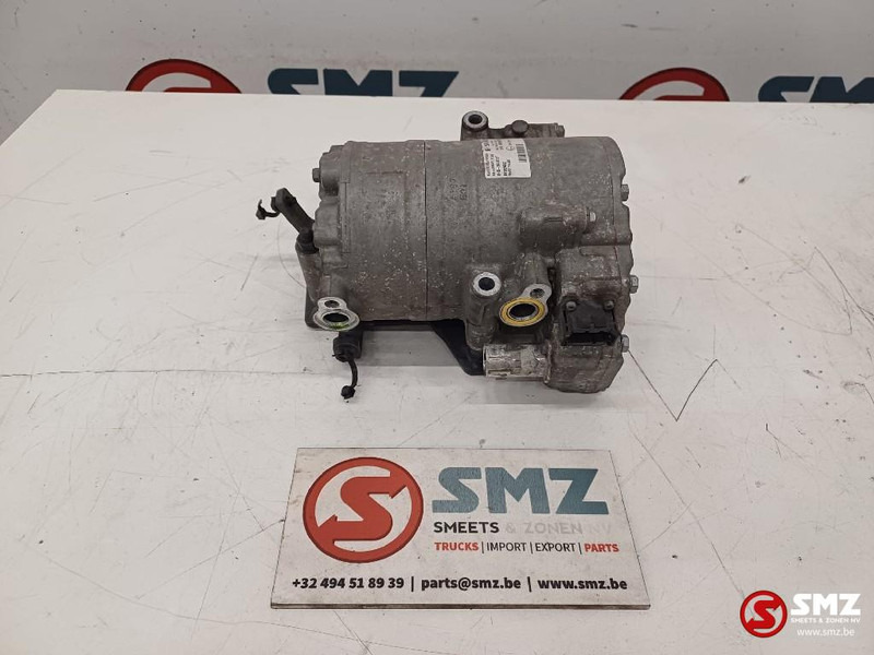 Volvo Occ airco compressor Volvo - Motor és alkatrészek - Teherautó: 1 kép. Volvo Occ airco compressor Volvo - Motor és alkatrészek - Teherautó: 1 kép.