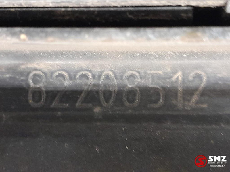 Volvo Occ bovenste traptrede grille Volvo - Rács - Teherautó: 3 kép. Volvo Occ bovenste traptrede grille Volvo - Rács - Teherautó: 3 kép.