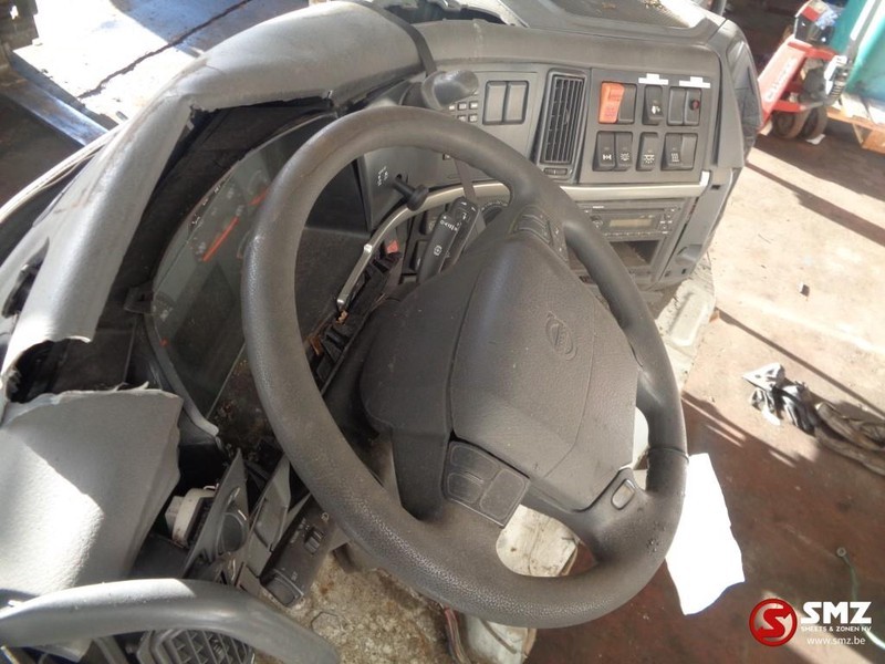 Volvo Occ dashboard volvo FM 450 - Műszerfal - Teherautó: 3 kép. Volvo Occ dashboard volvo FM 450 - Műszerfal - Teherautó: 3 kép.