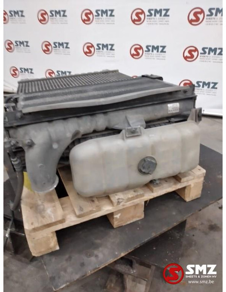 Volvo Occ radiator + intercooler Volvo FM - Radiátor - Teherautó: 3 kép. Volvo Occ radiator + intercooler Volvo FM - Radiátor - Teherautó: 3 kép.