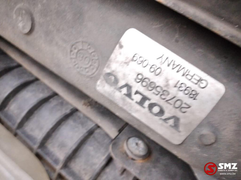 Volvo Occ radiator + intercooler Volvo FM - Radiátor - Teherautó: 4 kép. Volvo Occ radiator + intercooler Volvo FM - Radiátor - Teherautó: 4 kép.