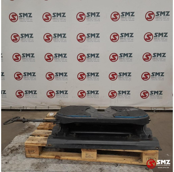 Jost Occ koppelschotel JSK37C + montageplaat JOST - Nyereg - Teherautó: 2 kép. Jost Occ koppelschotel JSK37C + montageplaat JOST - Nyereg - Teherautó: 2 kép.