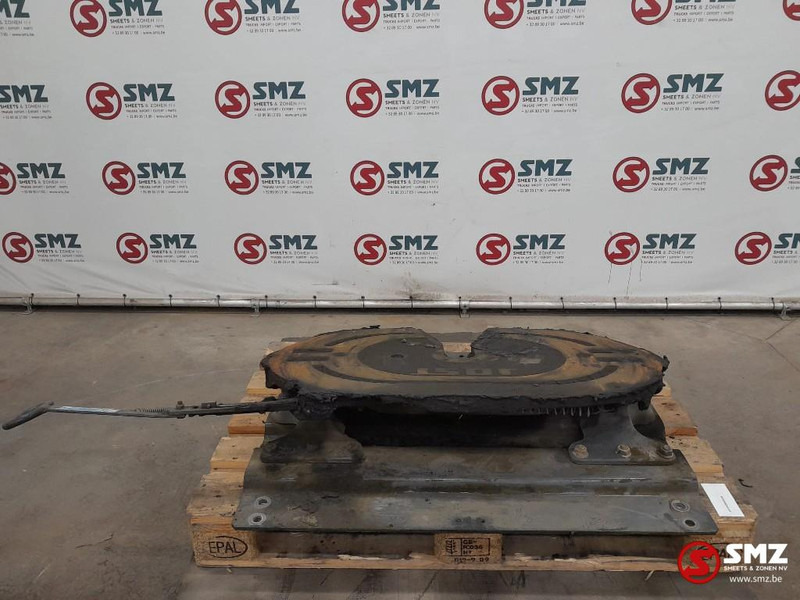 Jost Occ koppelschotel + montageplaat JOST - Nyereg - Teherautó: 2 kép. Jost Occ koppelschotel + montageplaat JOST - Nyereg - Teherautó: 2 kép.