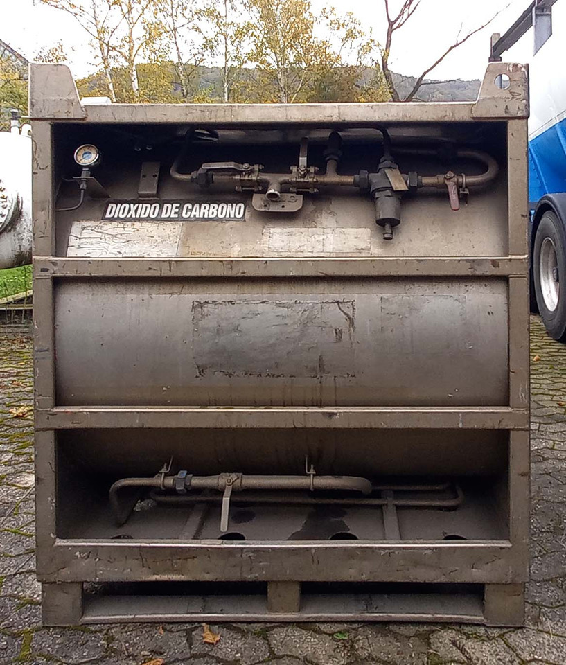 AGA CRYO Pallet tank Gas for oxygen LOX argon LAR nitrogen vessel N2O,CO2,O2,N2 - Tároló tartály: 1 kép. AGA CRYO Pallet tank Gas for oxygen LOX argon LAR nitrogen vessel N2O,CO2,O2,N2 - Tároló tartály: 1 kép.