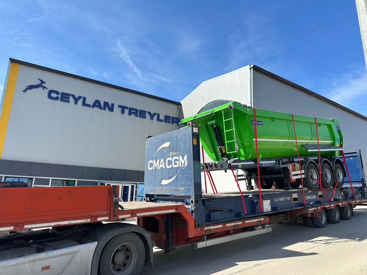 CEYLAN 3 AXLES TIPPER 22-30M3 - Félpótkocsi billenőplatós: 1 kép. CEYLAN 3 AXLES TIPPER 22-30M3 - Félpótkocsi billenőplatós: 1 kép.