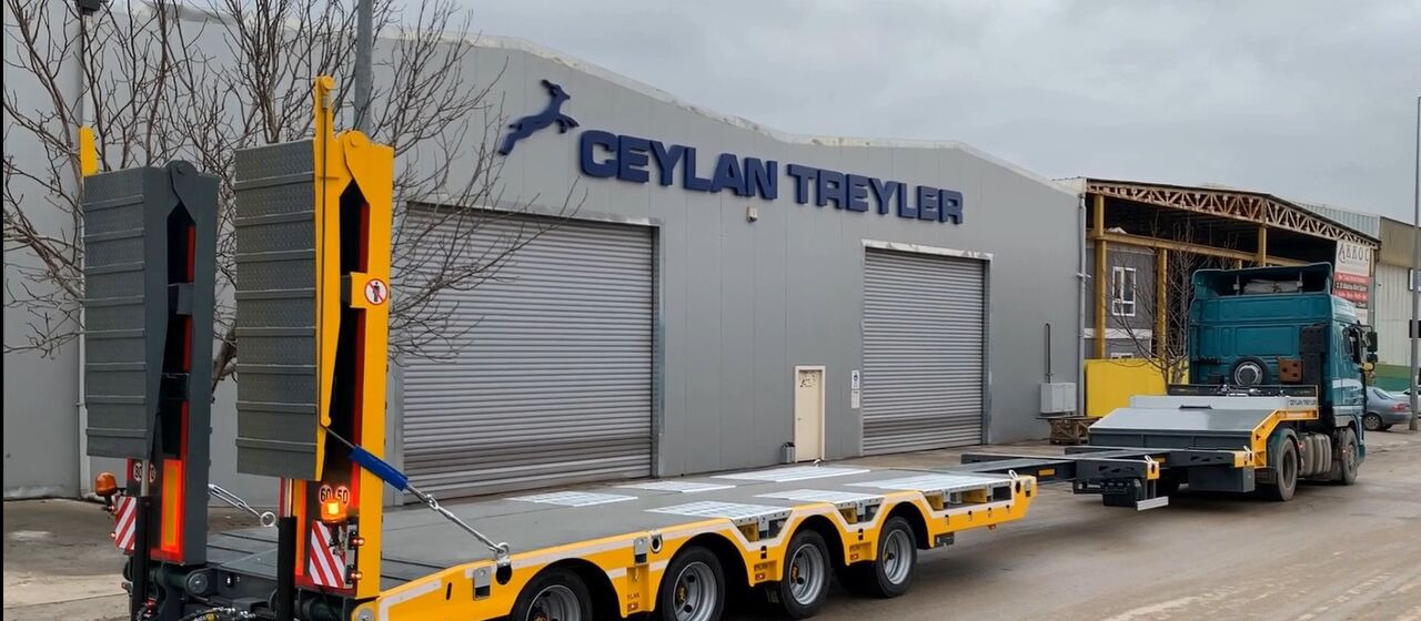 CEYLAN 4 AXLES STANDART & EXTENDABLE LOWBED - Félpótkocsi mélybölcsős: 4 kép. CEYLAN 4 AXLES STANDART & EXTENDABLE LOWBED - Félpótkocsi mélybölcsős: 4 kép.