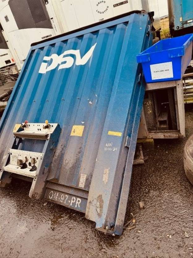 Krone Kopschot - Alkatrész - Pótkocsi: 2 kép. Krone Kopschot - Alkatrész - Pótkocsi: 2 kép.