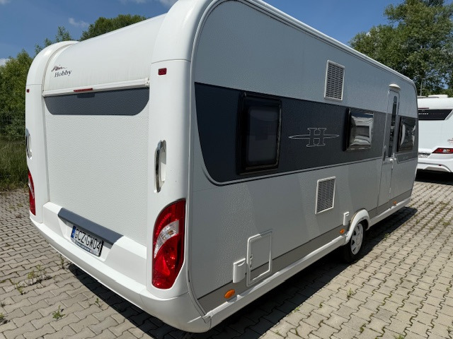 Hobby 545 KMF DE LUXE EDITION 2016 - Lakókocsi: 4 kép. Hobby 545 KMF DE LUXE EDITION 2016 - Lakókocsi: 4 kép.