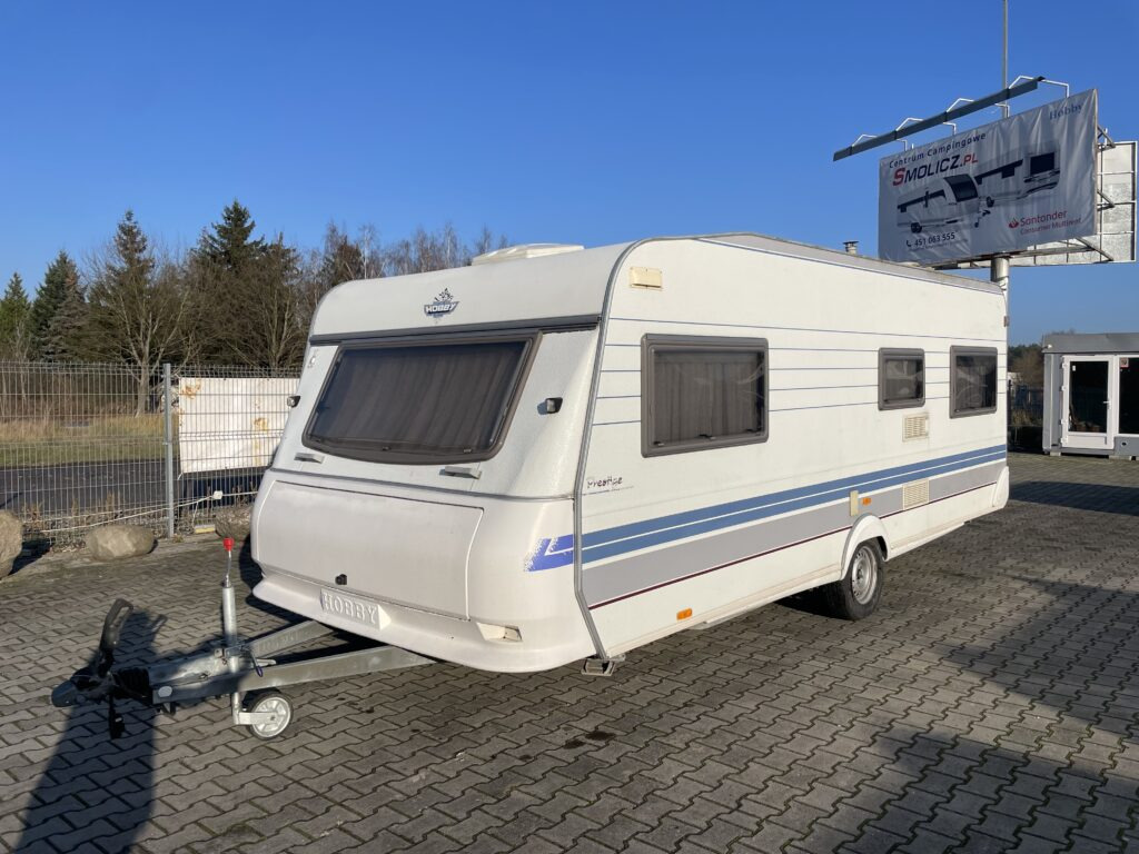 Hobby 560 UL Prestige 1998 - Lakókocsi: 2 kép. Hobby 560 UL Prestige 1998 - Lakókocsi: 2 kép.