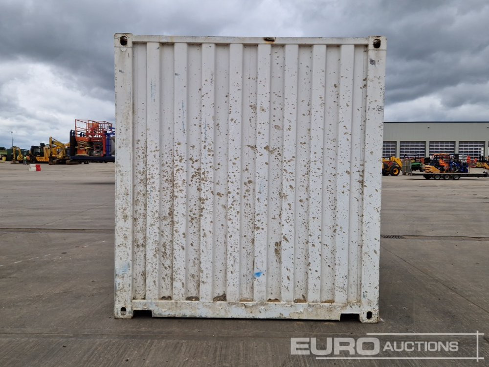 10' x 8' Container & Contents - Tengeri konténer: 4 kép. 10' x 8' Container & Contents - Tengeri konténer: 4 kép.