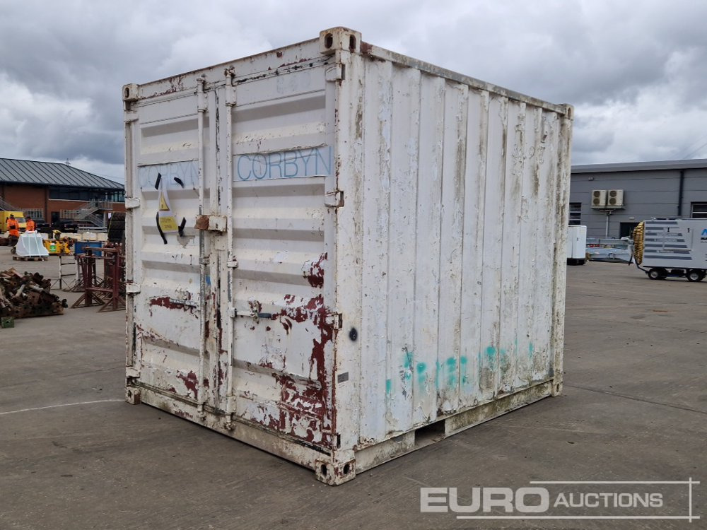 10' x 8' Container & Contents - Tengeri konténer: 1 kép. 10' x 8' Container & Contents - Tengeri konténer: 1 kép.