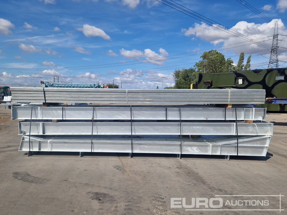 100' x 40' x 20' Galvanised Steel Frame Building - Konténerház: 4 kép. 100' x 40' x 20' Galvanised Steel Frame Building - Konténerház: 4 kép.