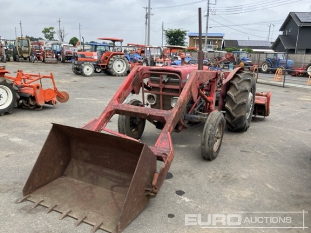 1978 Massey Ferguson 135 - Traktor: 1 kép. 1978 Massey Ferguson 135 - Traktor: 1 kép.
