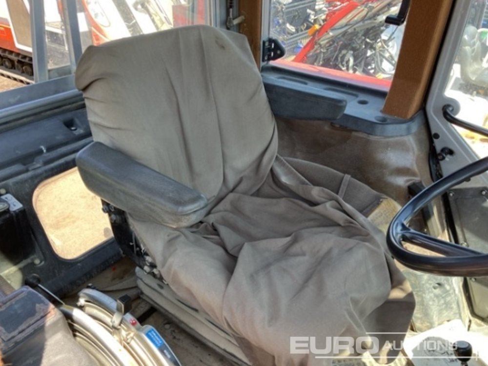 1989 Massey Ferguson 690 - Traktor: 3 kép. 1989 Massey Ferguson 690 - Traktor: 3 kép.