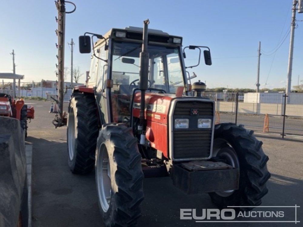 1996 Massey Ferguson 382 4WD, A/C - Traktor: 2 kép. 1996 Massey Ferguson 382 4WD, A/C - Traktor: 2 kép.