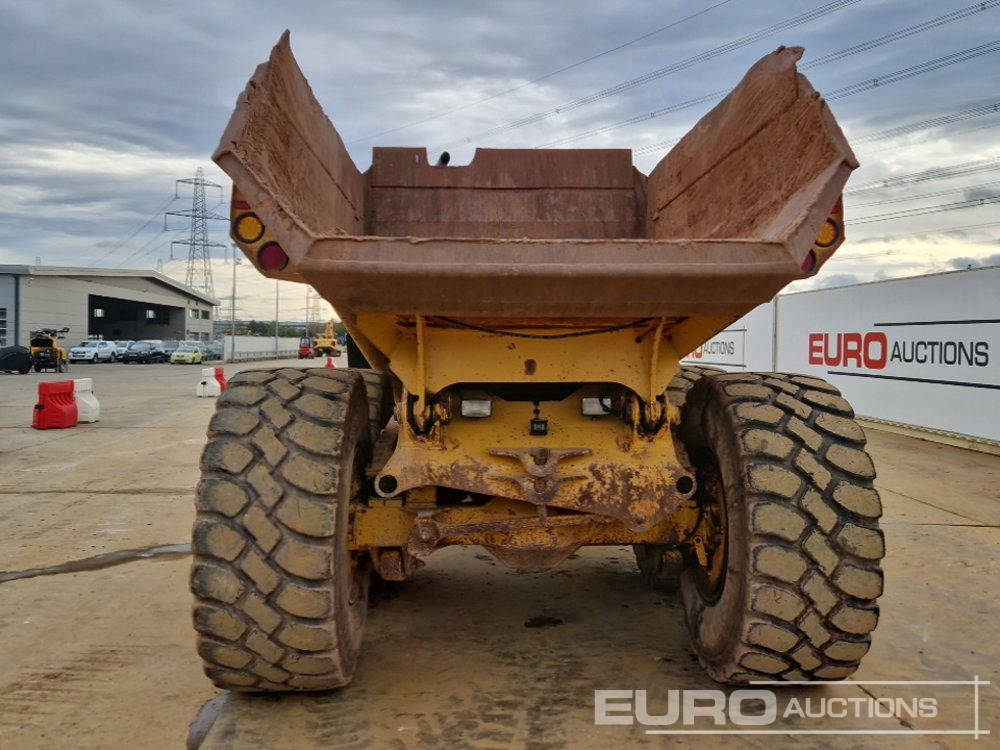 2000 Bell B30C - Csuklós dömper: 4 kép. 2000 Bell B30C - Csuklós dömper: 4 kép.