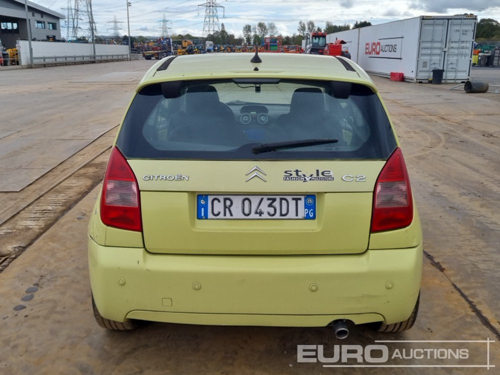 2004 Citroen C2 - Autó: 4 kép. 2004 Citroen C2 - Autó: 4 kép.