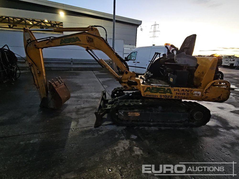 2005 JCB 8030 - Minikotró: 5 kép. 2005 JCB 8030 - Minikotró: 5 kép.